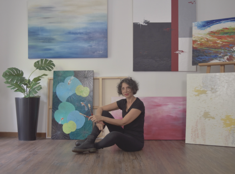 Exposition de peintures contemporaines françaises explorant les matières et les textures